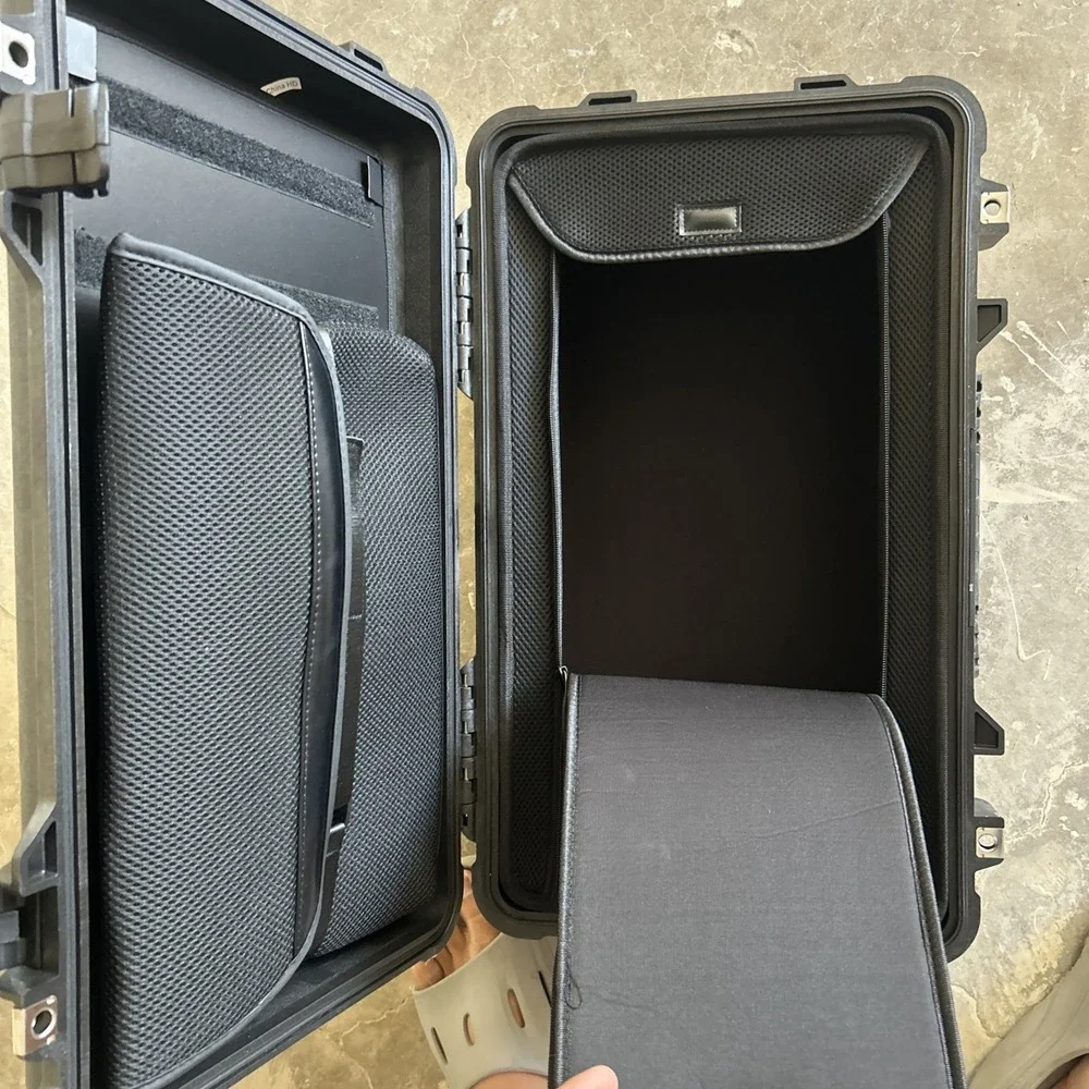 Pelican 1510 Travel Hard Portable Case Camera Wheeled Handle Luggage Black